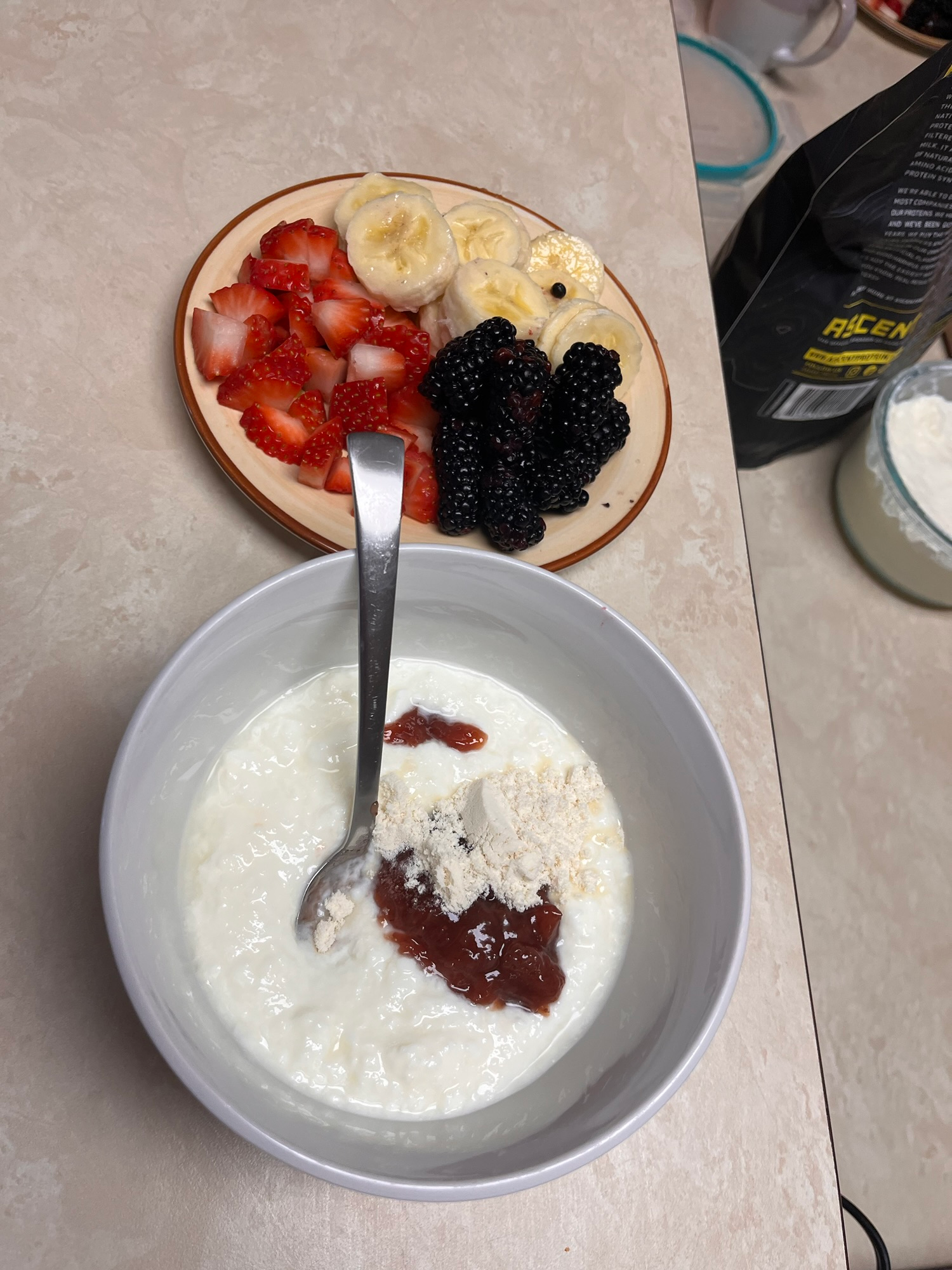 Delicious & Easy Yogurt Breakfast